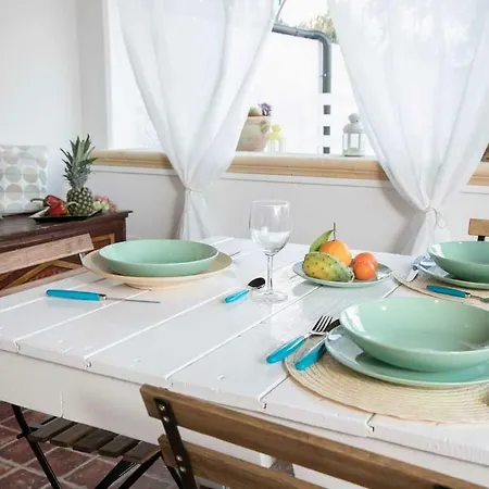 Kairos Fronte Mare Villa *